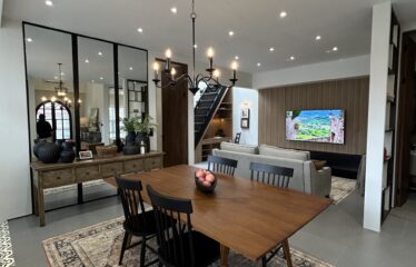 ruang makan dan ruang keluarga