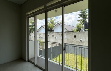 ruangan kosong di atas