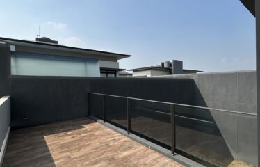 Teras Luar di atas rumah