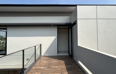 Teras Luar di atas rumah