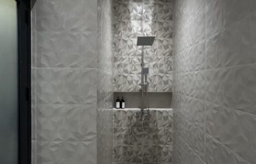 kamar mandi yang luas