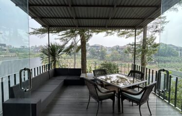 tempat ngopi teras atas