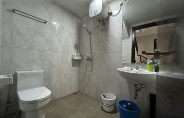 kamar mandi yang luas