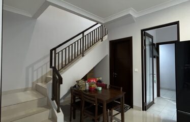 ruangan makan dan tangga yang aman